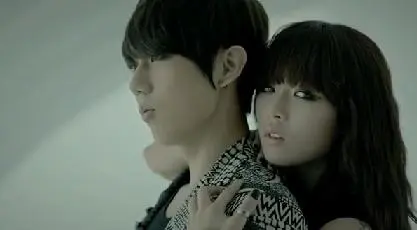 Trouble Maker BEAST ヒョンスン ヒョナ 初回特典 ポスター 4Minute キム・ヒョナ、衝撃的なランジェリー姿を公開！BEAST