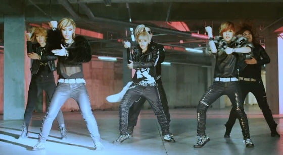D-UNIT 新曲『Luv Me』フルM/V動画