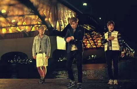 uBEAT『Should Have Treated You Better』フルM/V動画