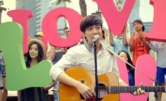 Roy Kim 新曲『Love Love Love』フルM/V動画