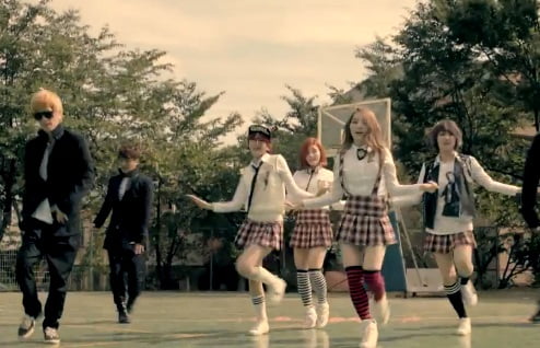 DELIGHT『School Bell』フルM/V動画