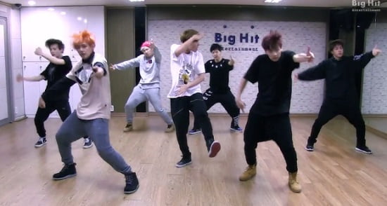 防弾少年団『Boy In Luv』dance practice