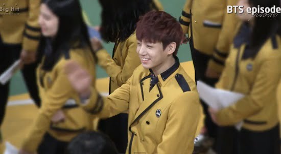 防弾少年団 Jung Kook went to High school with BTS!