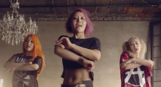 A.KOR『Payday』フルM/V動画