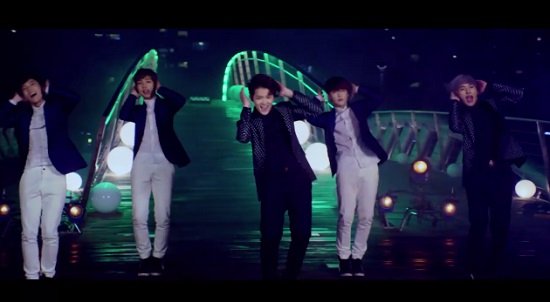 B.I.Gの『Between Night n Music』フルM/V動画