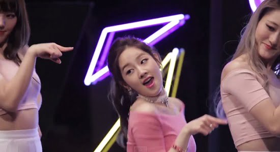 歌手パク・ボラム 『I Want to Date』MV Making Film