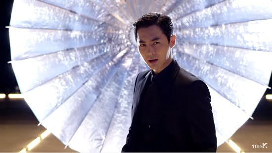 神話チョンジン、『Wow Wow Wow』フルM/V動画