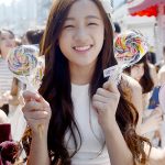 APRIL、音楽番組５位以内公約 「ドリームキャンディー配り」を開催