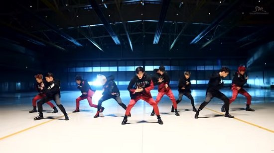 EXO、『Monster』Performance Video