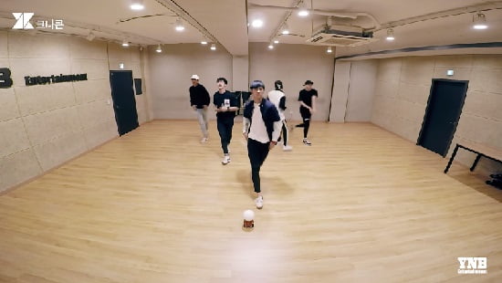 KNK、『BACK AGAIN』Dance Practice