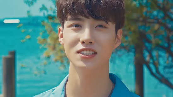 PENTAGONのヨウォン 『To Do List』フルM/V動画