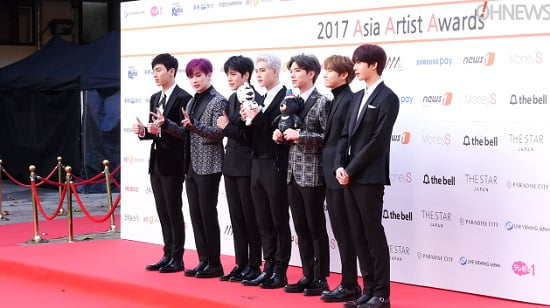 MONSTA X 「2017 Asia Artist Awards」レッドカーペットに登場