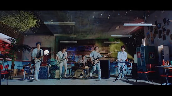 DAY6、『Shoot Me』フルM/V動画