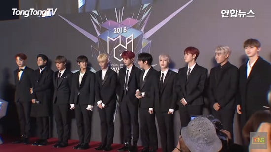 Wanna One「2018 MGA」レッドカーペットに登場