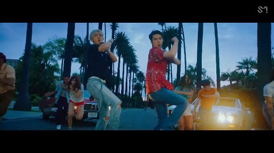 EXO-SC 1stミニアルバム「What a life」トレーラー映像公開