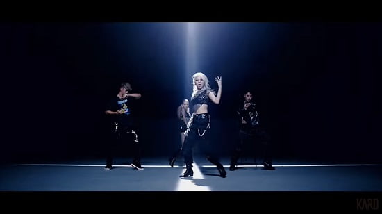 K.A.R.D 新曲『Dumb Litty』パフォーマンスM/V公開