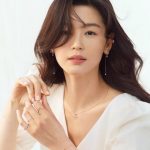 チョン・ジヒョン ジュエリーブランド「STONEHENgE」カタログ写真を公開