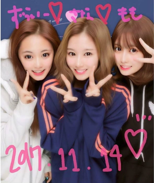 TWICEモモ＆サナ＆ツウィ、日本で撮ったプリクラ写真を公開 | K-POP 韓