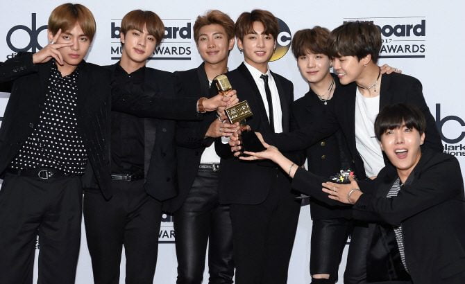 防弾少年団 「ビルボード・ミュージック・アワード」でトップ・ソーシャル・アーティスト賞受賞