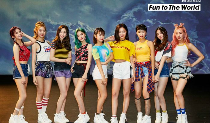 MOMOLAND、4thミニアルバム「Fun to The World」トラックリストを公開