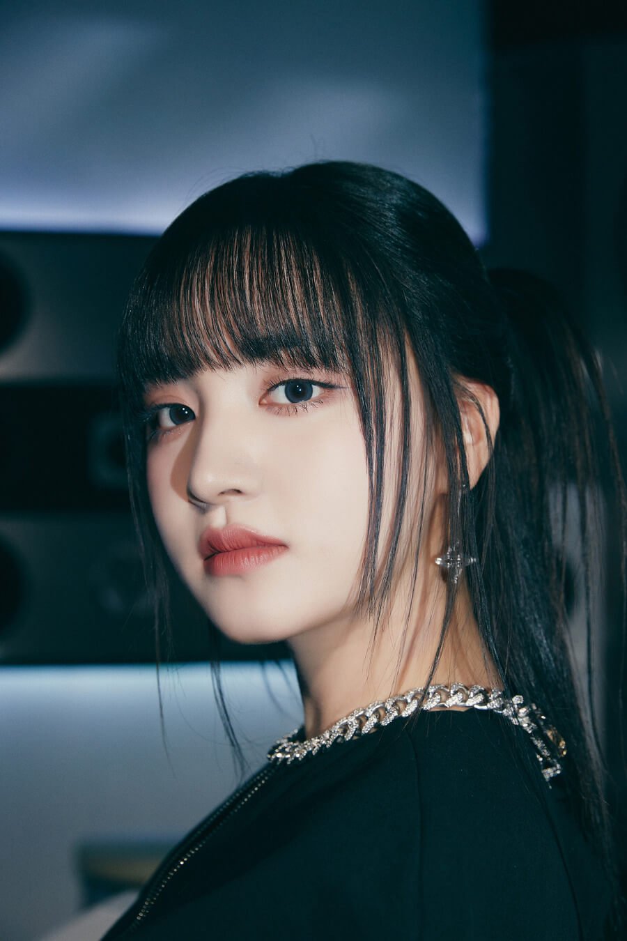 kpopdrama.info IVE、日本1st EPのタイトル曲『WAVE』MV公開