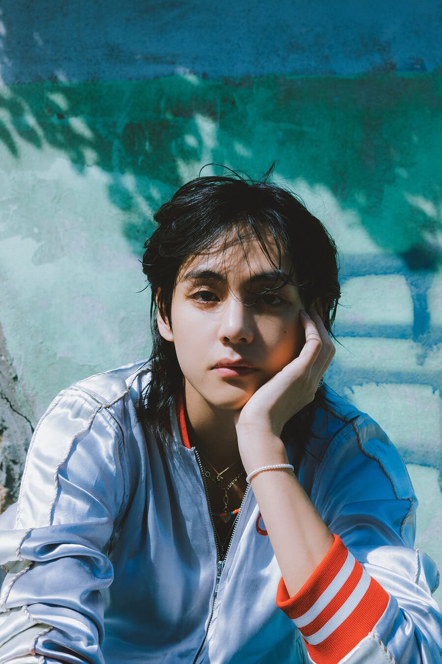 popdrama.info BTS（防弾少年団）のV、ソロアルバム「Layover」の収録曲『Love Me Again』MV公開