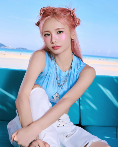 kpopdrama.info Queenz Eye、1stミニアルバムのタイトル曲『Feel the Vibe』MV公開