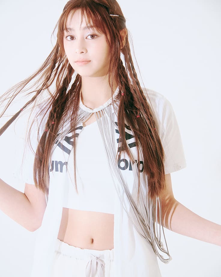 kpopdrama.info 新人ガールズグループAtHeart、デビュー曲『Plot Twist』MV公開